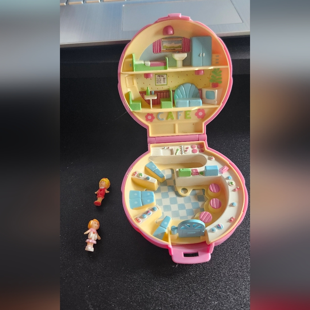 1989 Polly Pocket Pollys Cafe - Blue Bird
